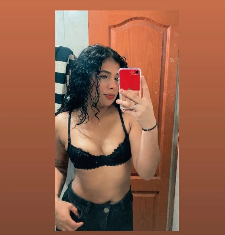 Alana_Johnson_ offline chatrum