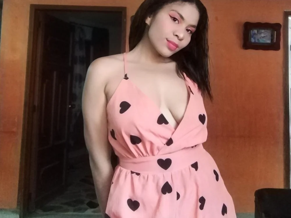 camila_pons' Offline Chat Room