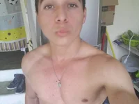 Reuss25 live cam profile - MySuperHot