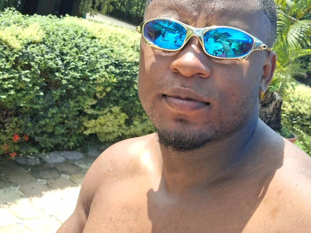 coloo3's Offline XXX Chat