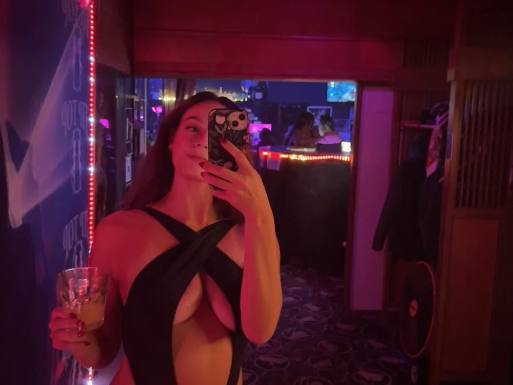 7theSorceress' Offline XXX Chat