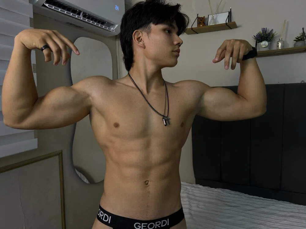 Thony_Big Offline XXX Chat