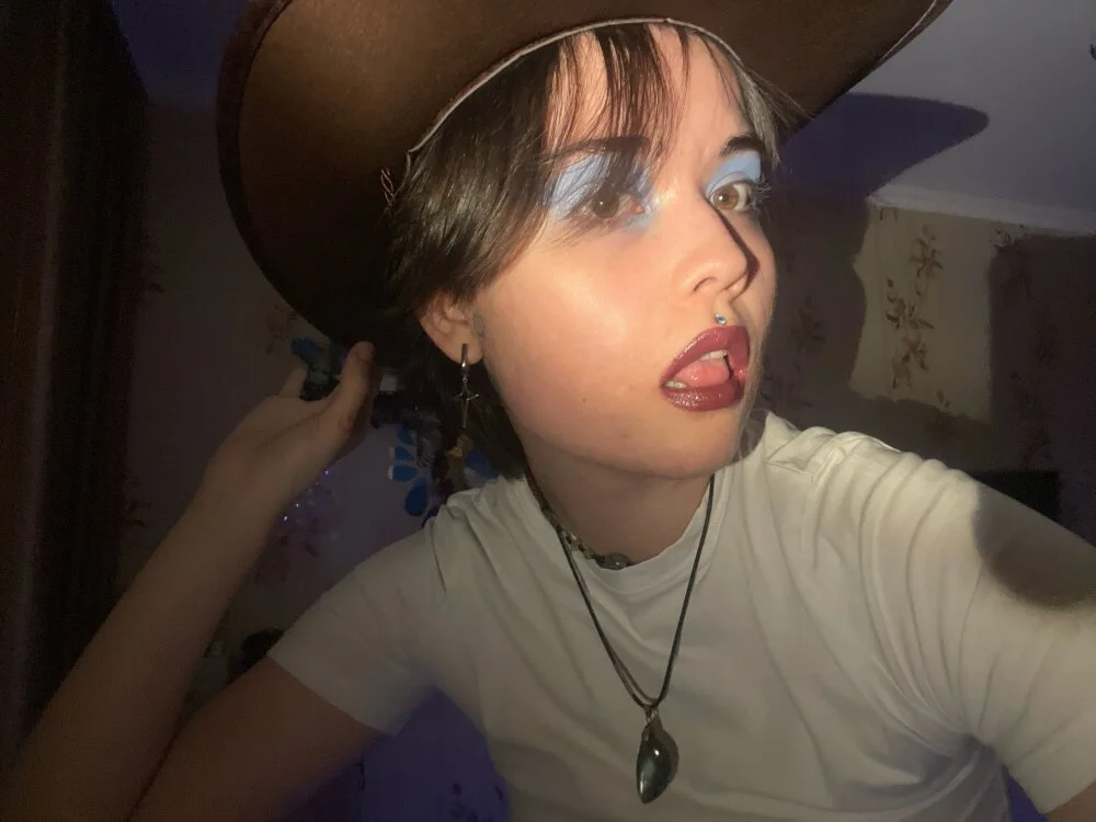 Chaos_at_midnight offline XXX-chat