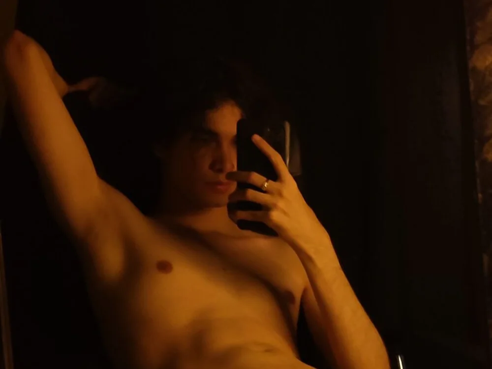 Chatroom XXX hors ligne de thiaann