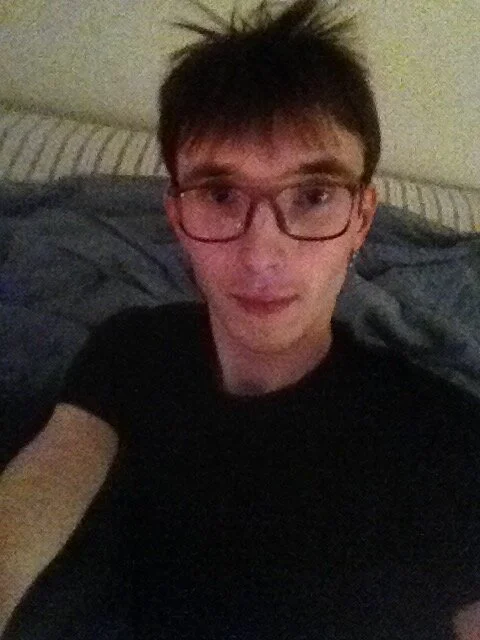 schizophrenic_dog offline XXX-chat