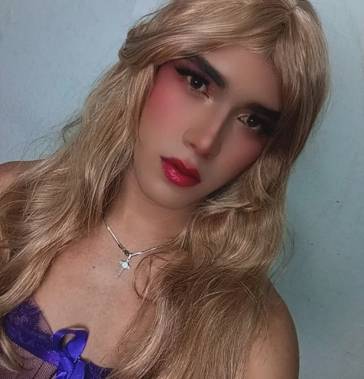 แชท XXX ออฟไลน์ของ Luuxxanna