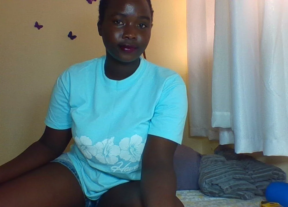 Chatroom XXX hors ligne de Queenblackebony