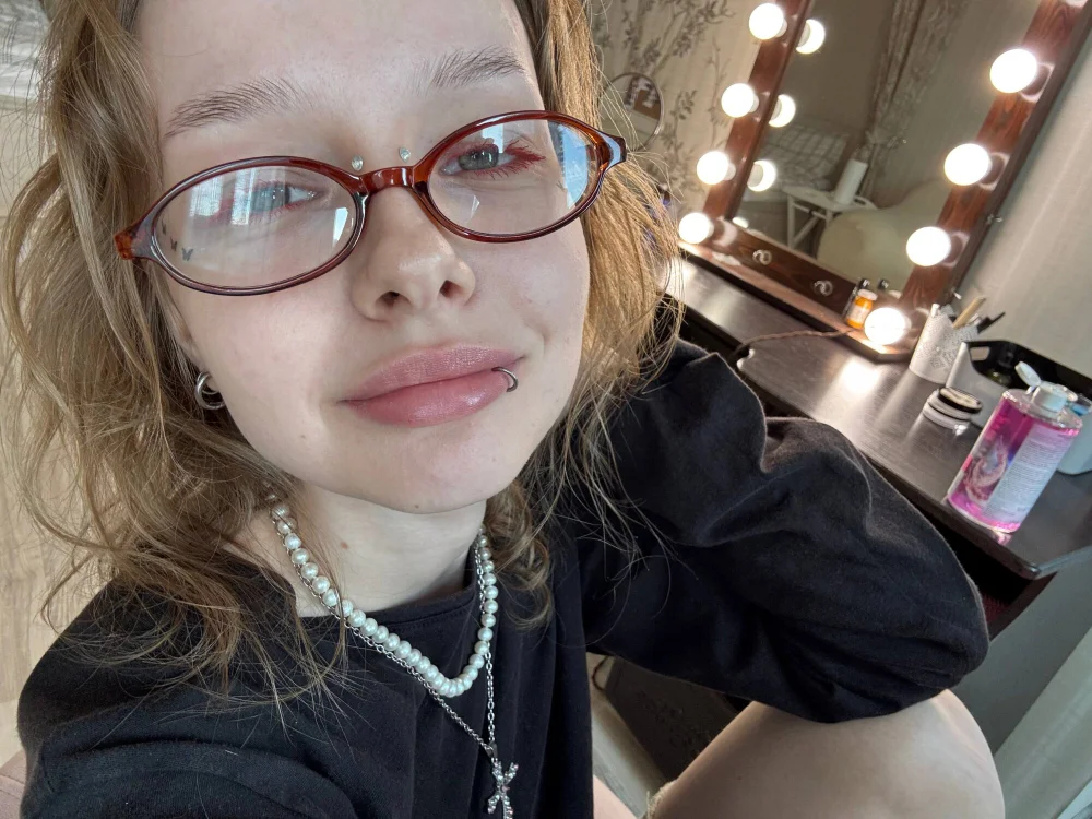 DemetriceYoshimura Offline XXX-chat