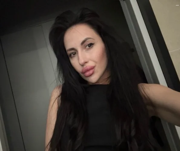 devil_lady's Offline Chat Room