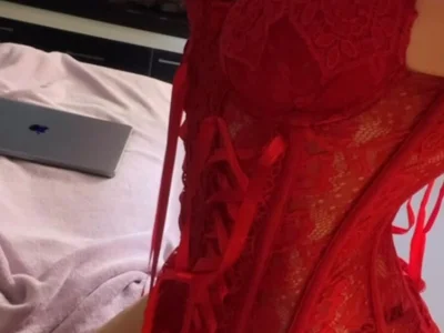 nic_nicole on StripChat
