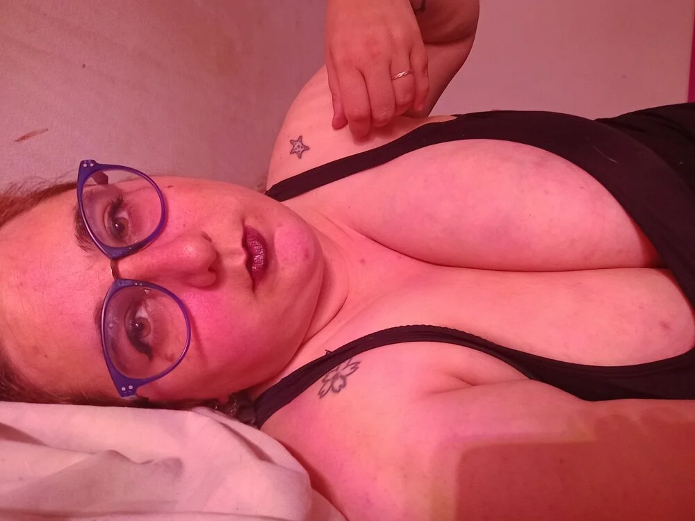 black_lady731 Chat XXX offline