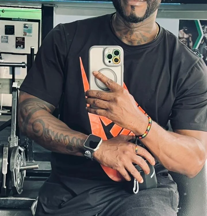 Mark_Vega – Offline XXX chat