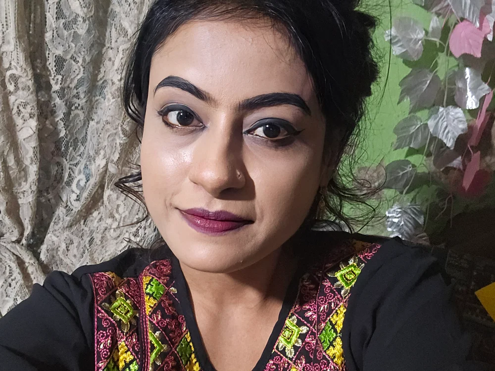 Simrin5's Offline XXX Chat