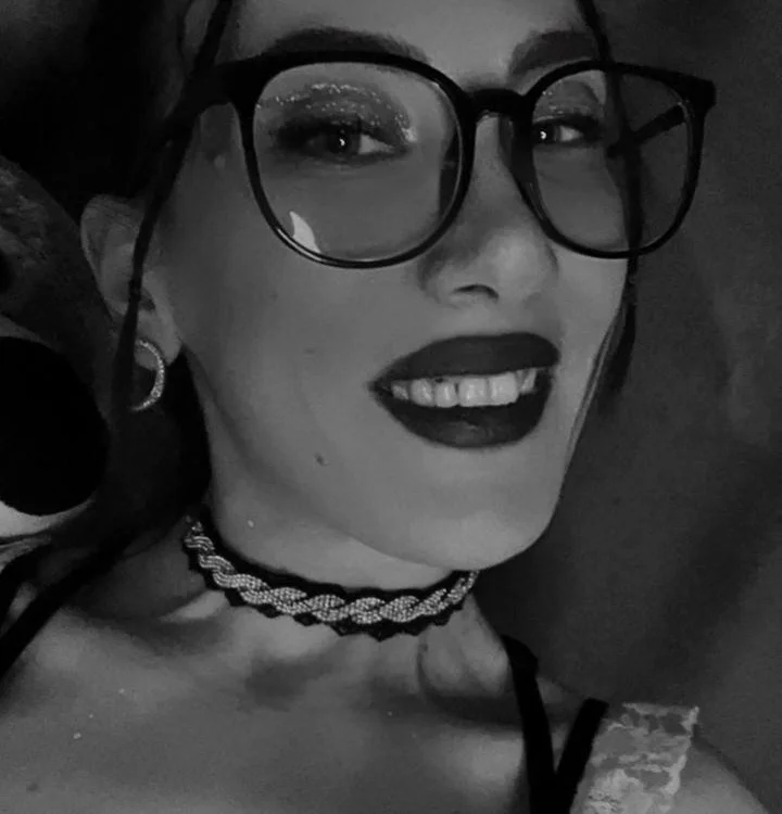 Sweet_girl32's Offline XXX Chat
