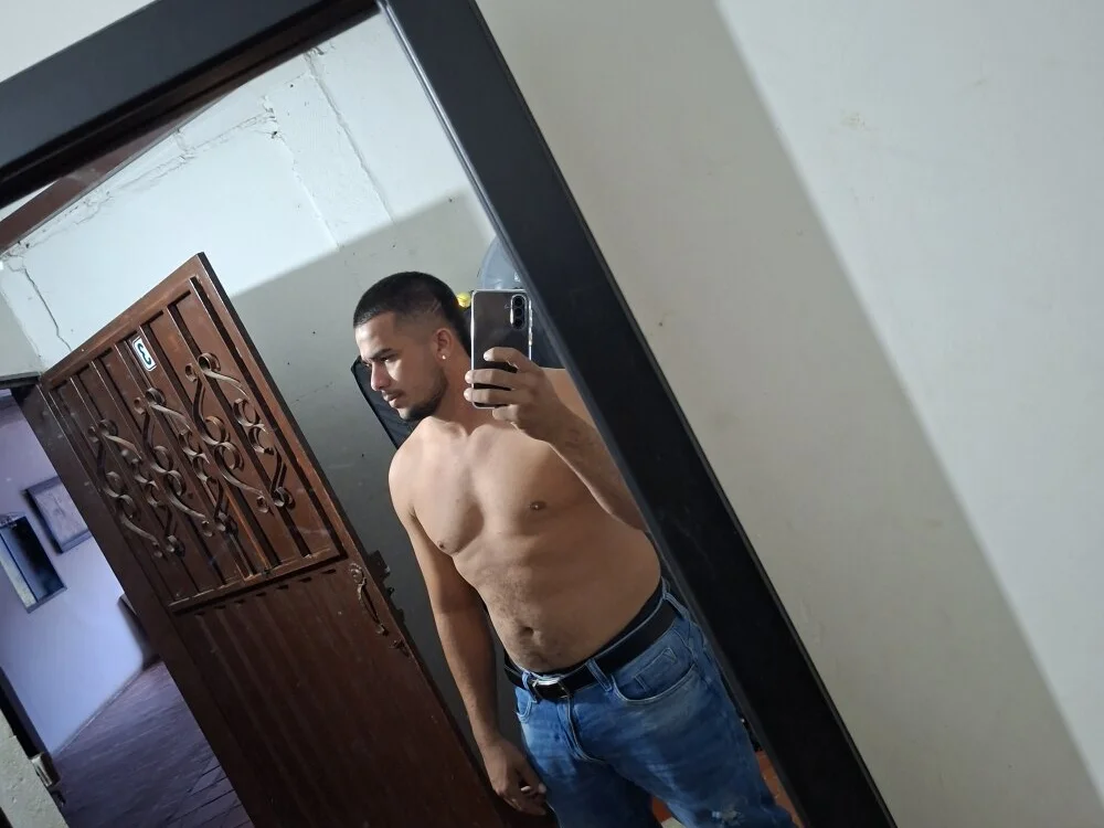 แชท XXX ออฟไลน์ของ yeffito1