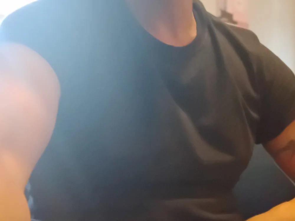 Cumshot1310's Offline XXX Chat