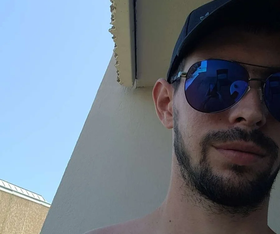 trixx382: συνομιλία ΧΧΧ εκτός σύνδεσης