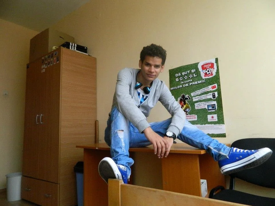 Alexandeer22's Offline XXX Chat