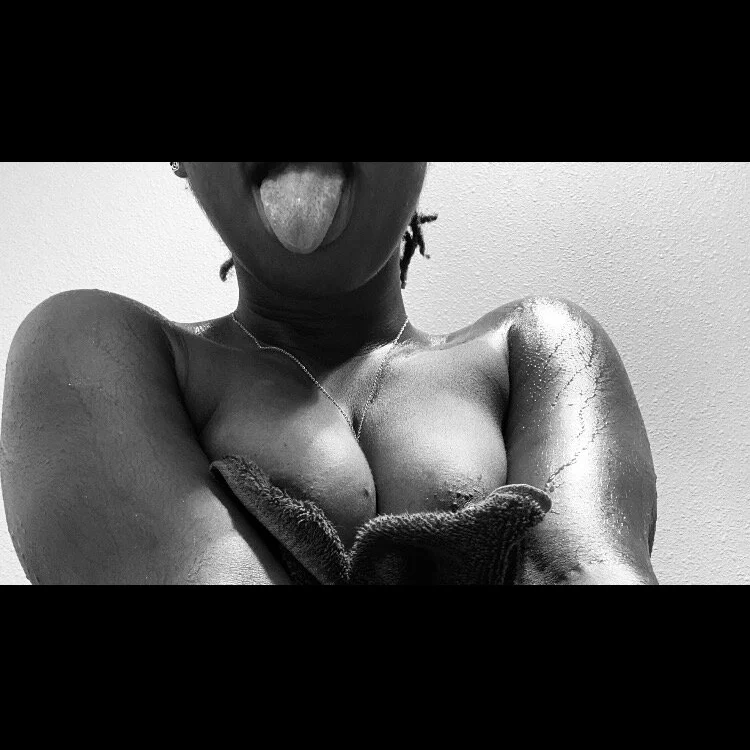 lisasimp4u's Offline XXX Chat