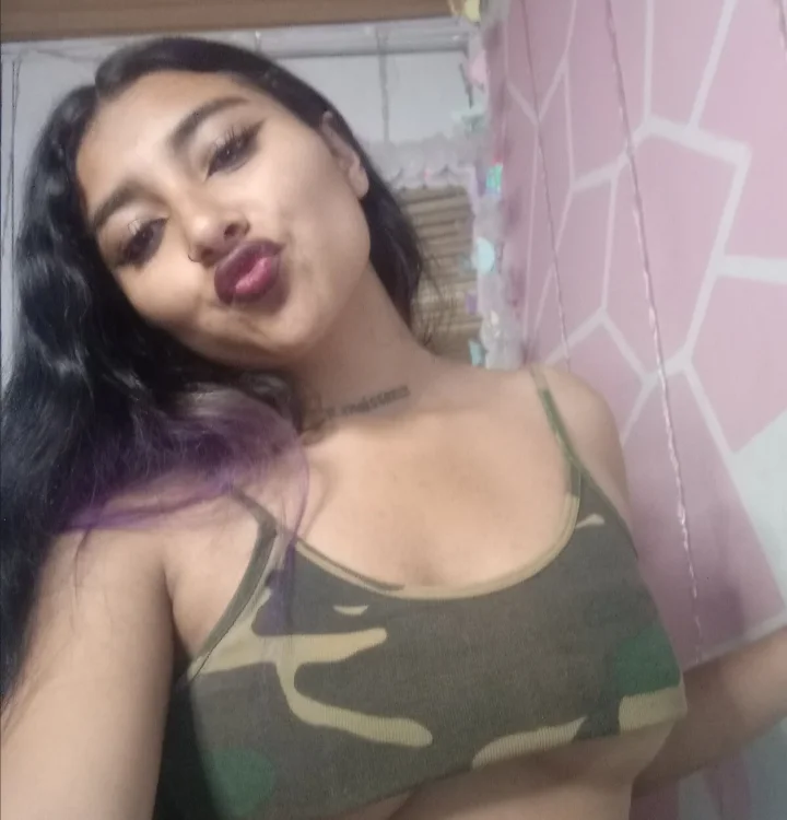 annibaby_88 Chat XXX Ngoại tuyến