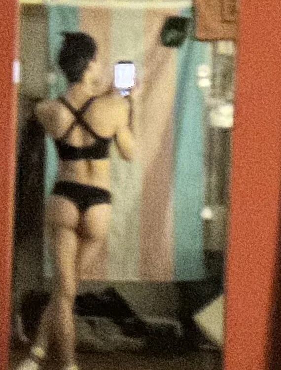 roxyredx1's Offline XXX Chat