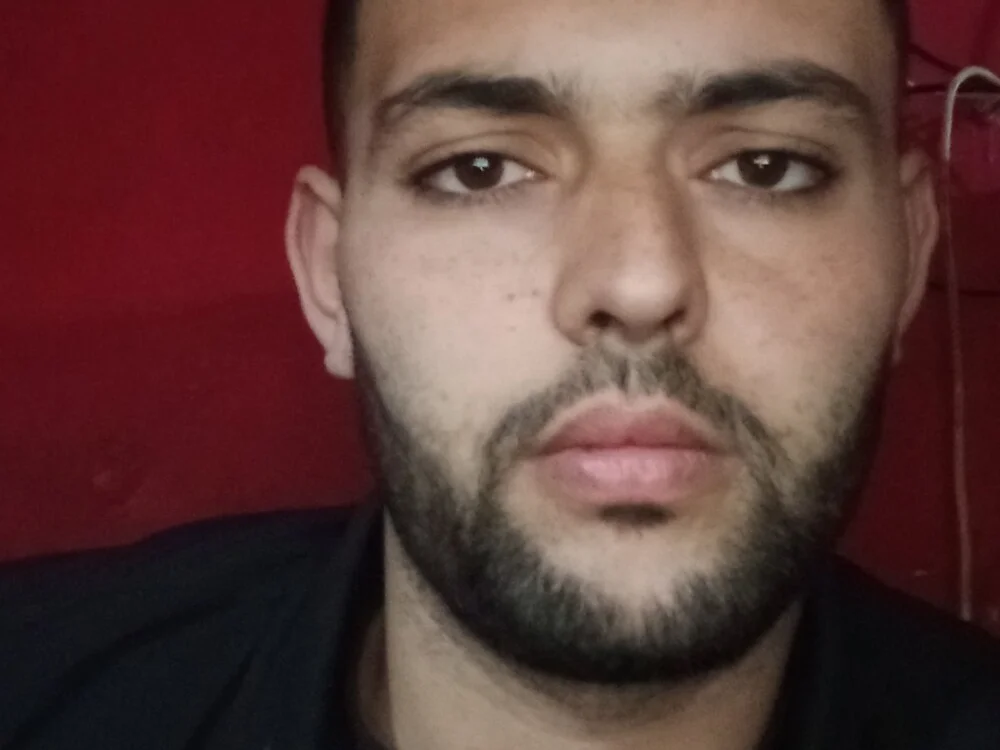 amir221220 오프라인 XXX 채팅