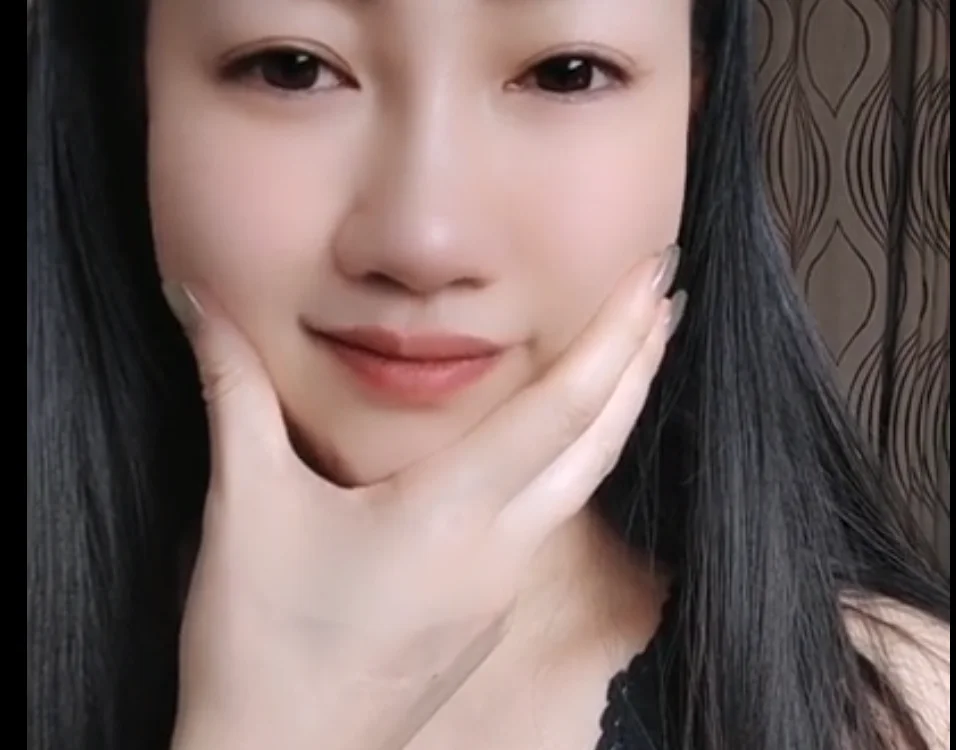 TIANxinb's Offline XXX Chat