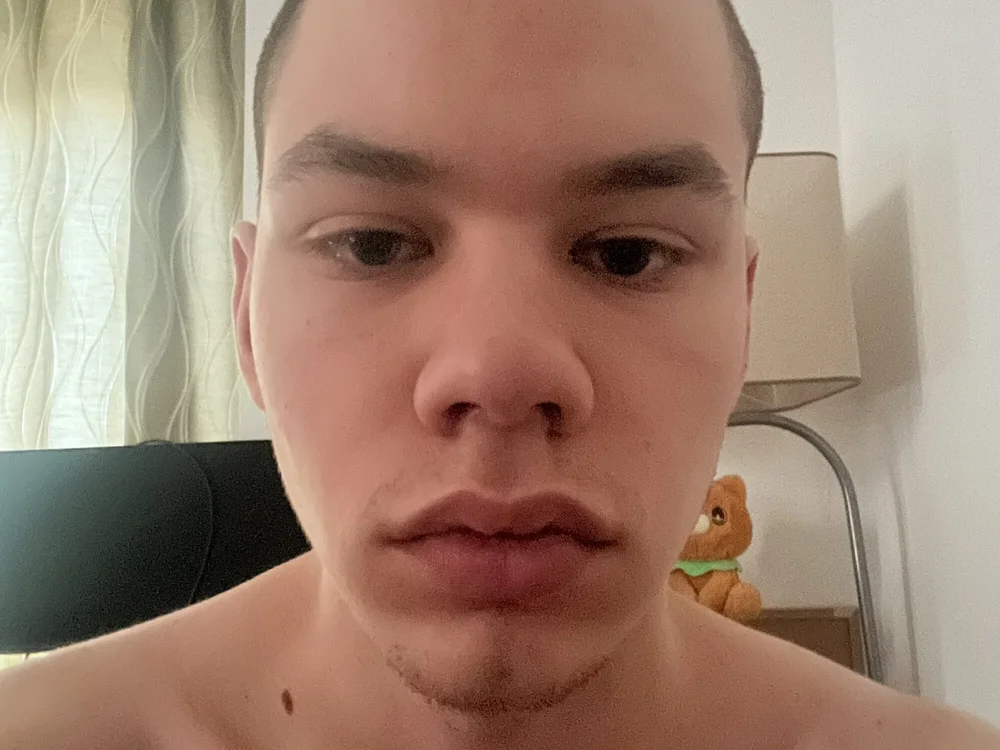 StasanPierce offline chatrum