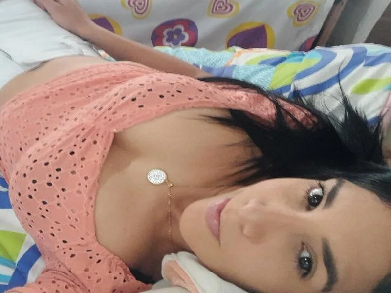 SthefanyQueenn's Offline XXX Chat