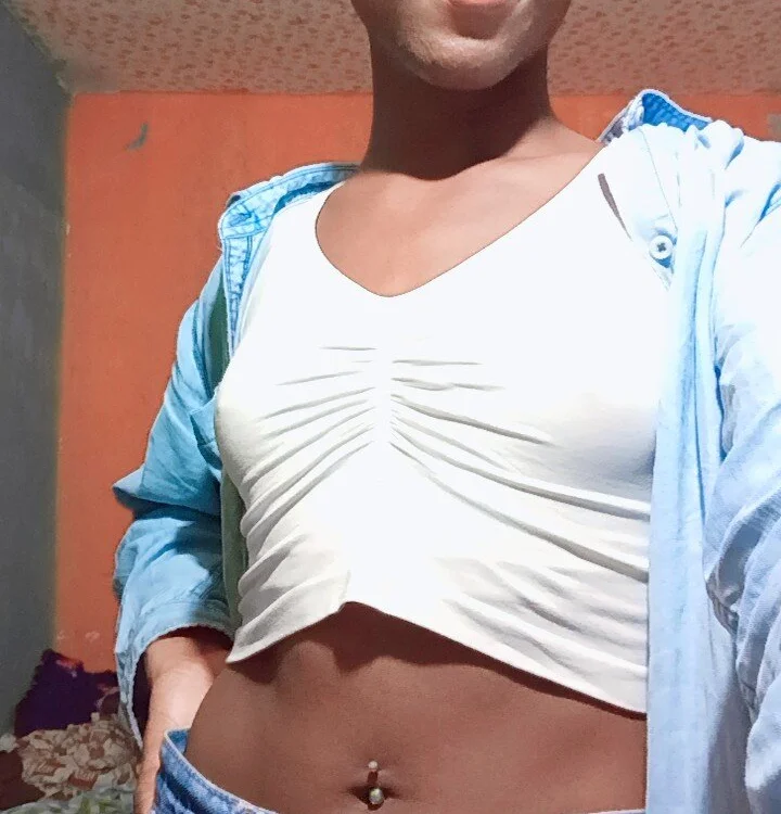 Lara435 offline chatrum