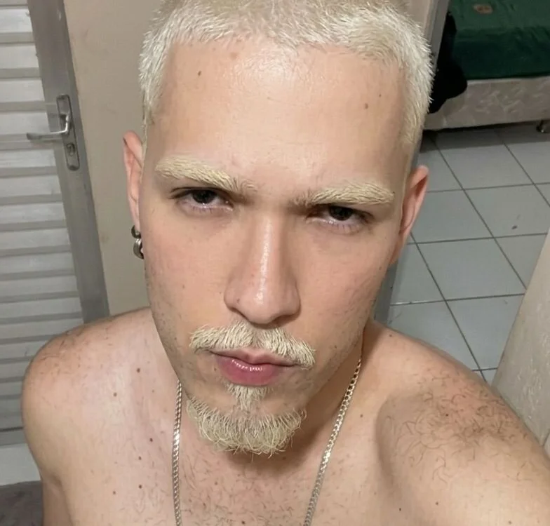 tatuadonb's Offline XXX Chat