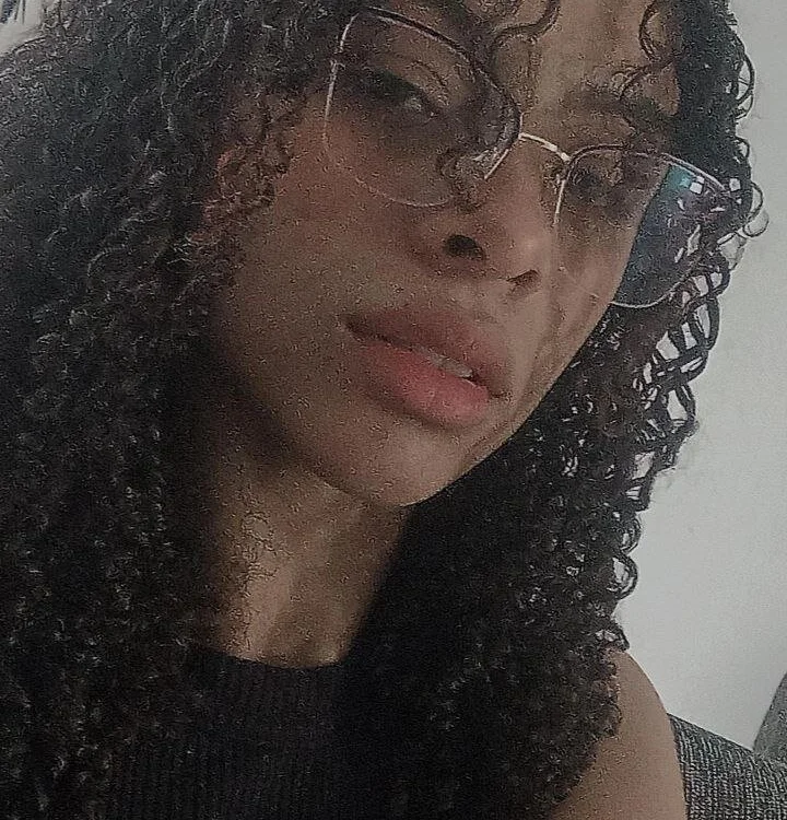 Chat +18 off-line de RosenaMcmurtrie