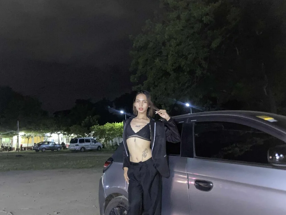 angelic_christine offline XXX-chat