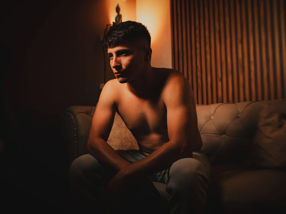 ConnorSantos1's Offline Chat Room