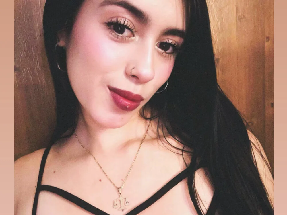 XXX chat uživo modela honey_torres_sub