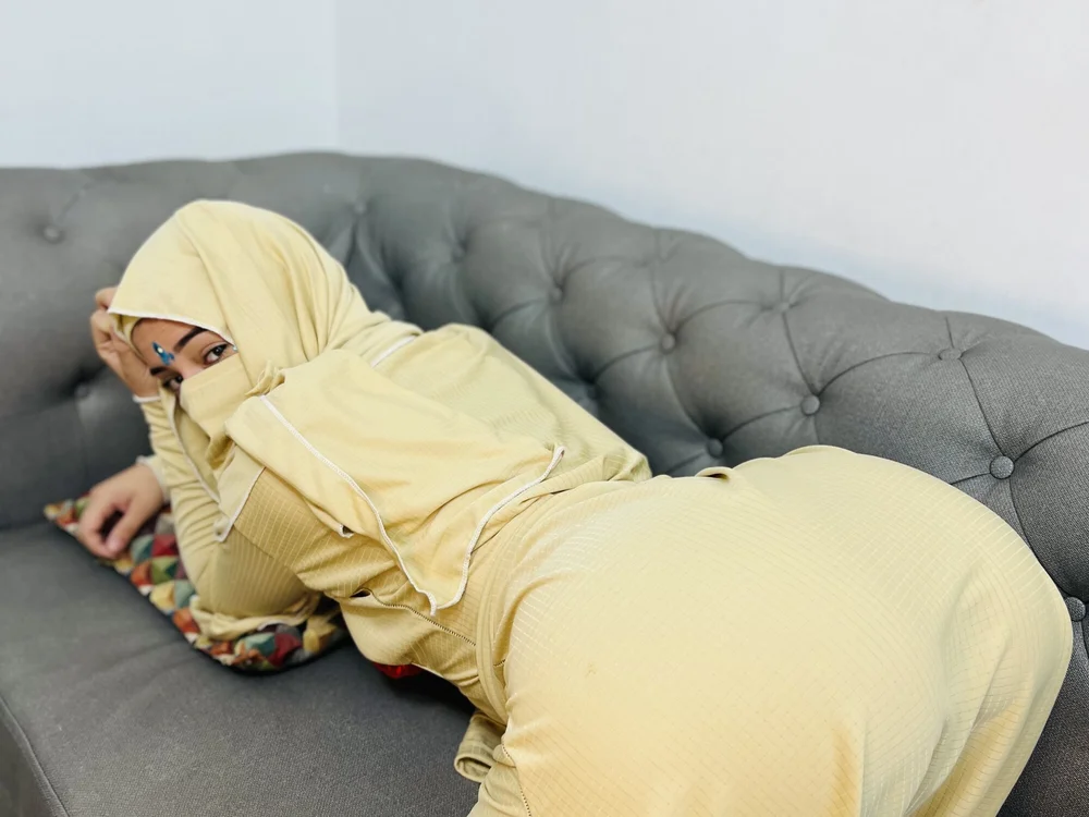 samira_amin's Offline Chat Room