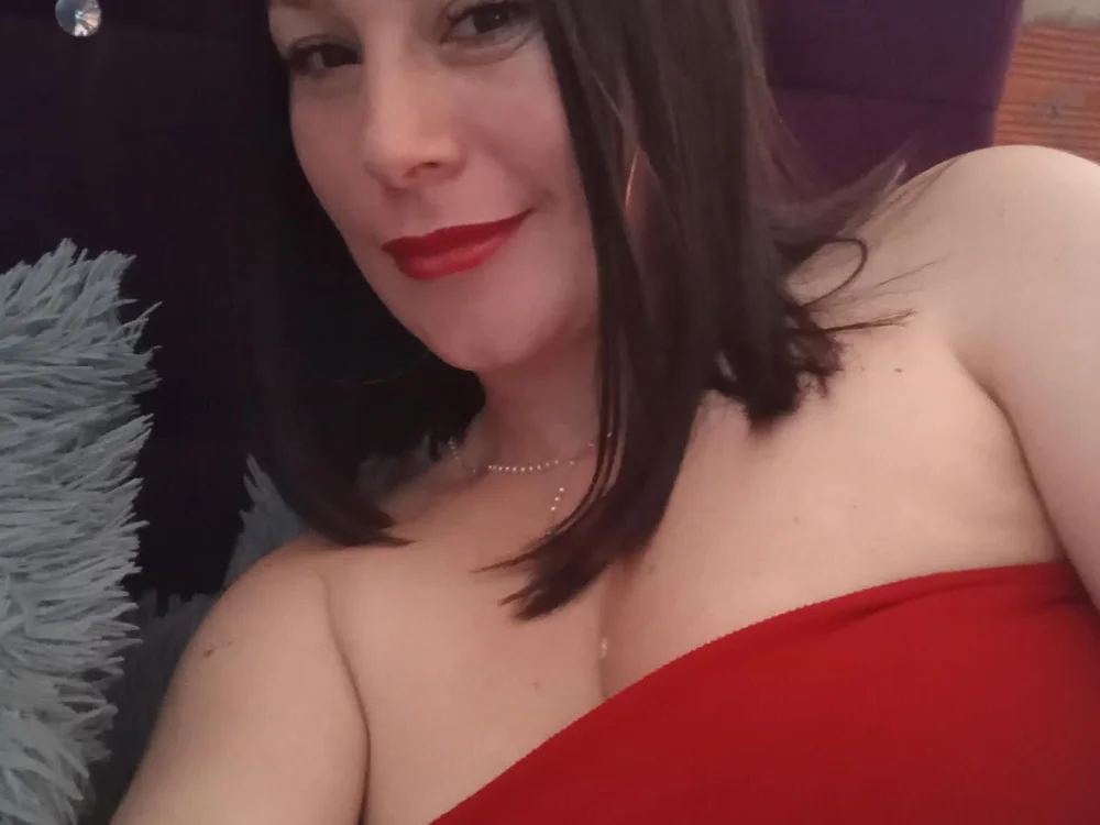 Carla_Rodriguez's Offline Chat Room