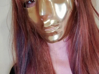 Image 1 of Themaskedgirl21, female webcam model,  years old, on live webcam