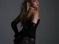April_Purr's webcam live show