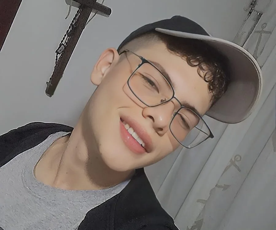 Bilik Sembang Luar Talian christopher_johnson04