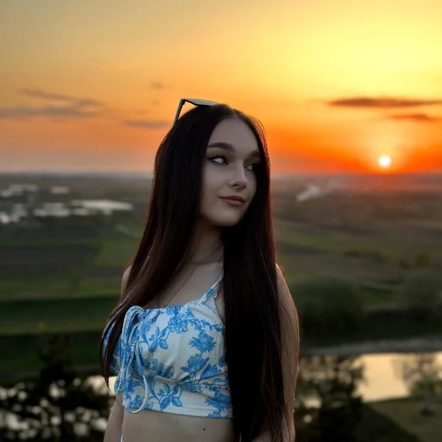 YahairaDuracher's Offline XXX Chat