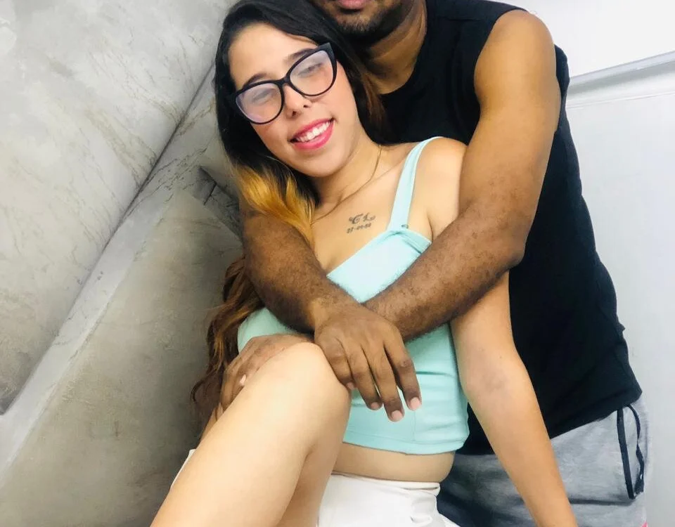 SadieAndJason Adlı Modelin Çevrimdışı XXX Sohbeti