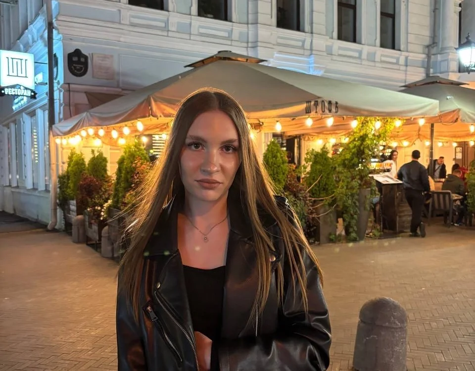 Chat +18 off-line de Nayeomy