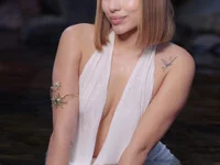 ambar_rosse25's webcam live show