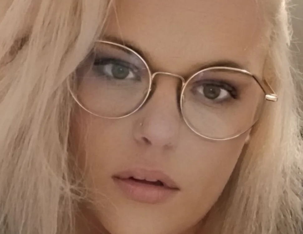 Siryna's Offline Chat Room