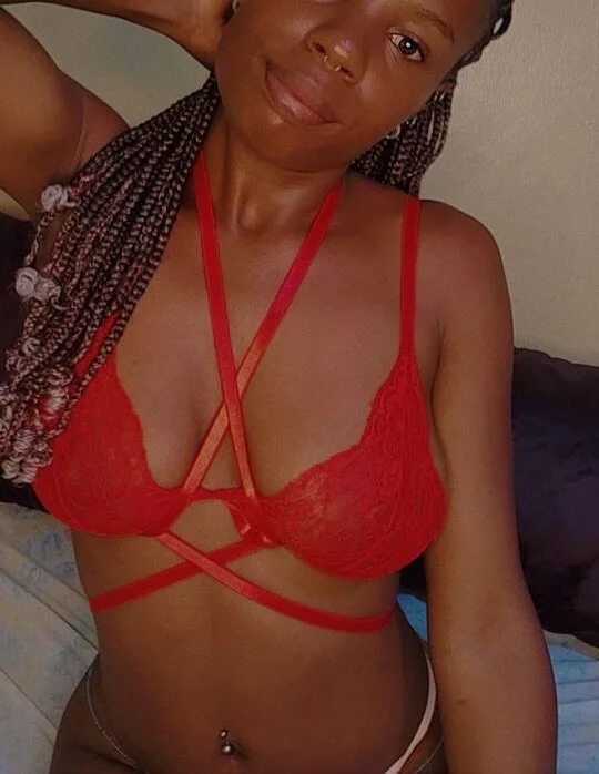 Miss_Lunar's Offline XXX Chat