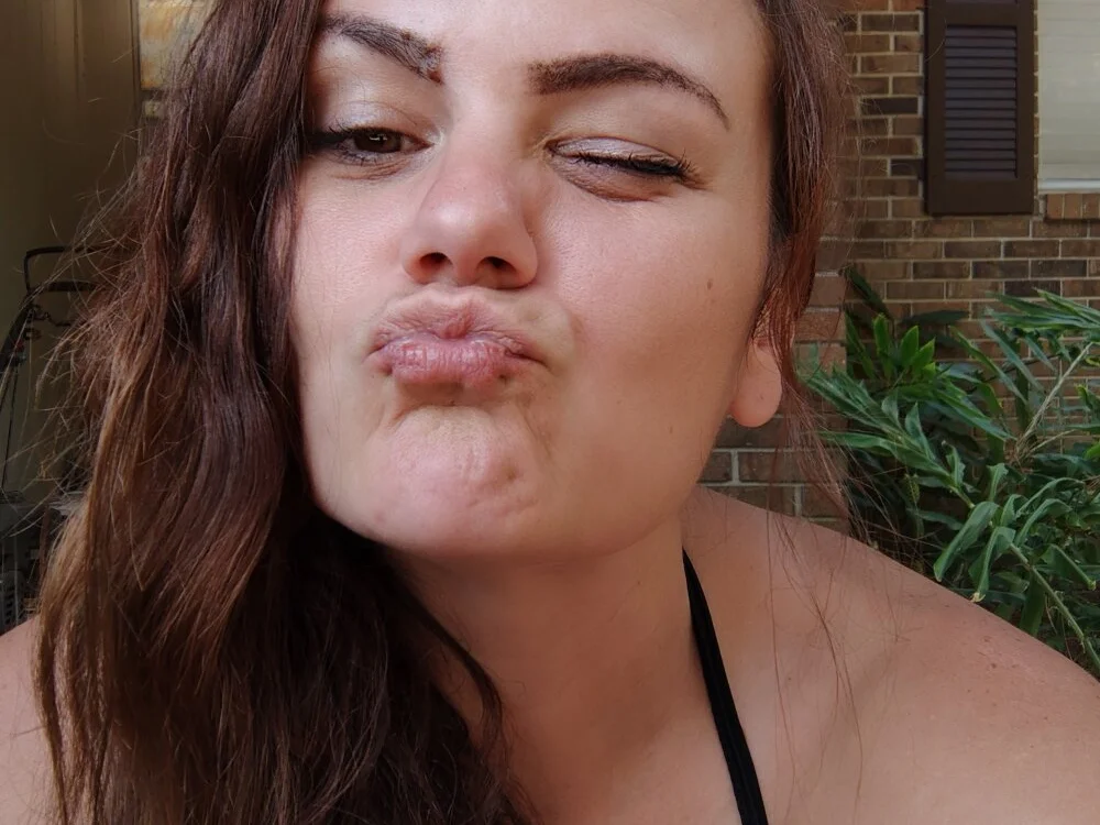 BrattyIntellectAlpha's Offline XXX Chat