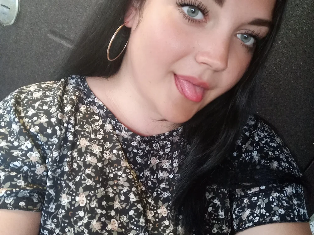 JillyLoverx's Offline Chat Room