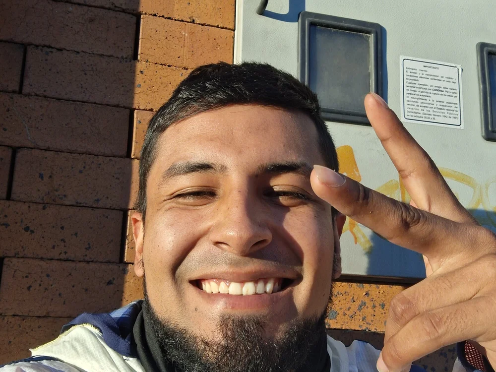 Felipe2278's Offline Chat Room