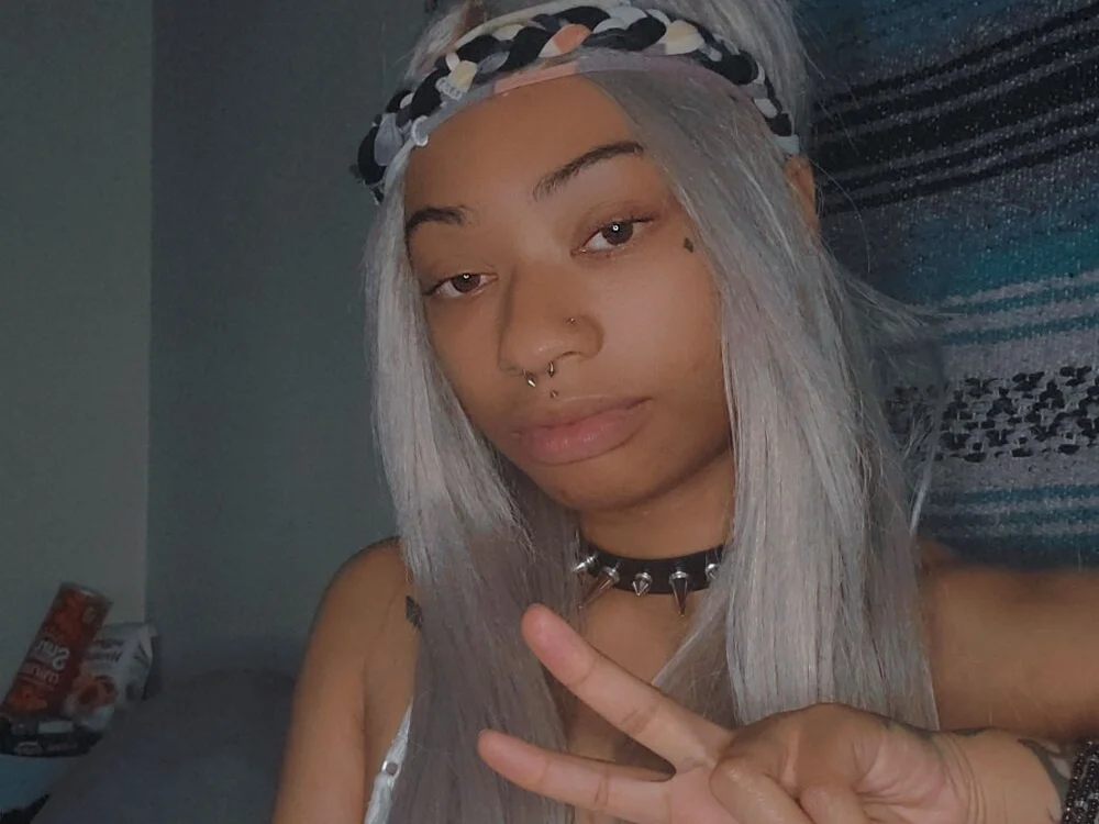 Zaza042's Offline XXX Chat